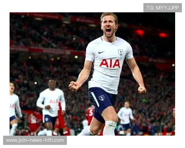 老将新星世代对话上演——足球场上的精彩交响曲 老将新星世代对话上演——足球场上的精彩交响曲