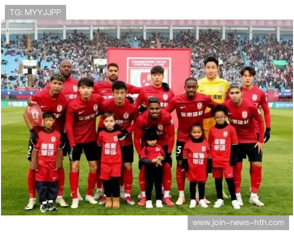 亚泰降级引发连锁反应:俱乐部重塑步履艰难 亚泰降级引发连锁反应:俱乐部重塑步履艰难