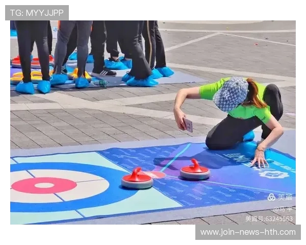 冰壶体验馆在商圈开业,老少皆宜的休闲新玩法 冰壶体验馆在商圈开业,老少皆宜的休闲新玩法