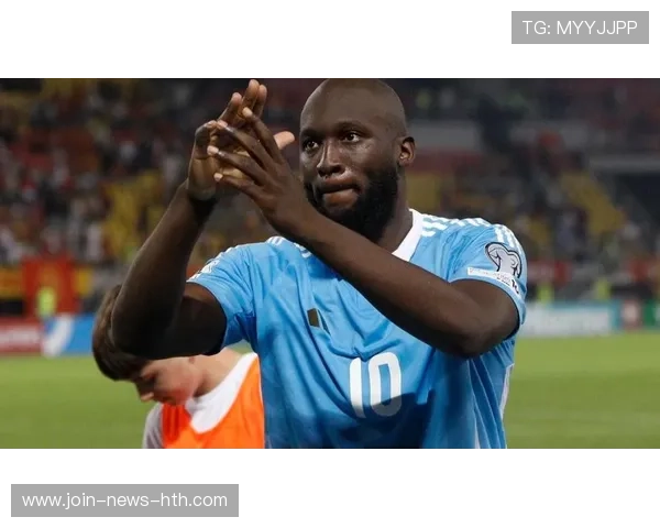 卢卡库横敲门前补射成就关键瞬间