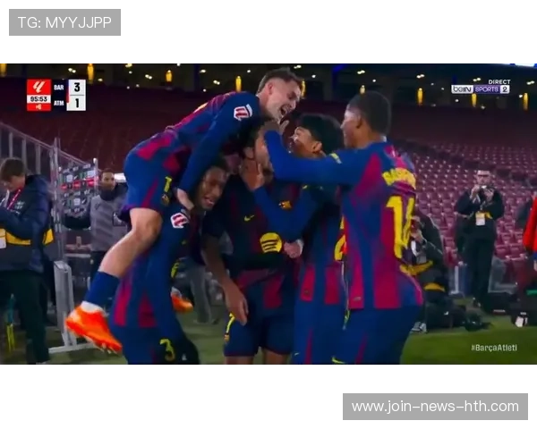 巴萨压制到门前，拉菲尼亚脚后跟妙射破门